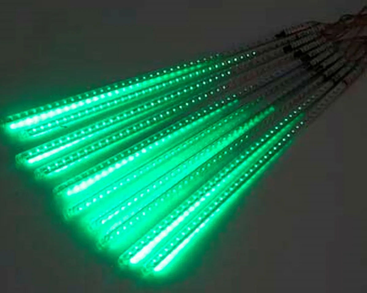 Гирлянда светодиодная Метеоритный дождь с эффектом падающей капли 2.3м 8 ламп кабель 70см (Цвет ламп: зеленый. // SYDA-041958)