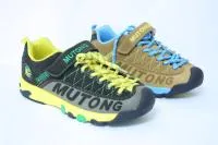 Кроссовки детские