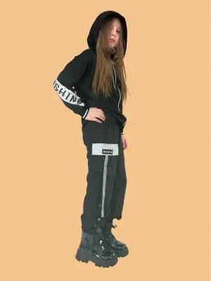 Брюки для девочки Deloras (р.134 черный)