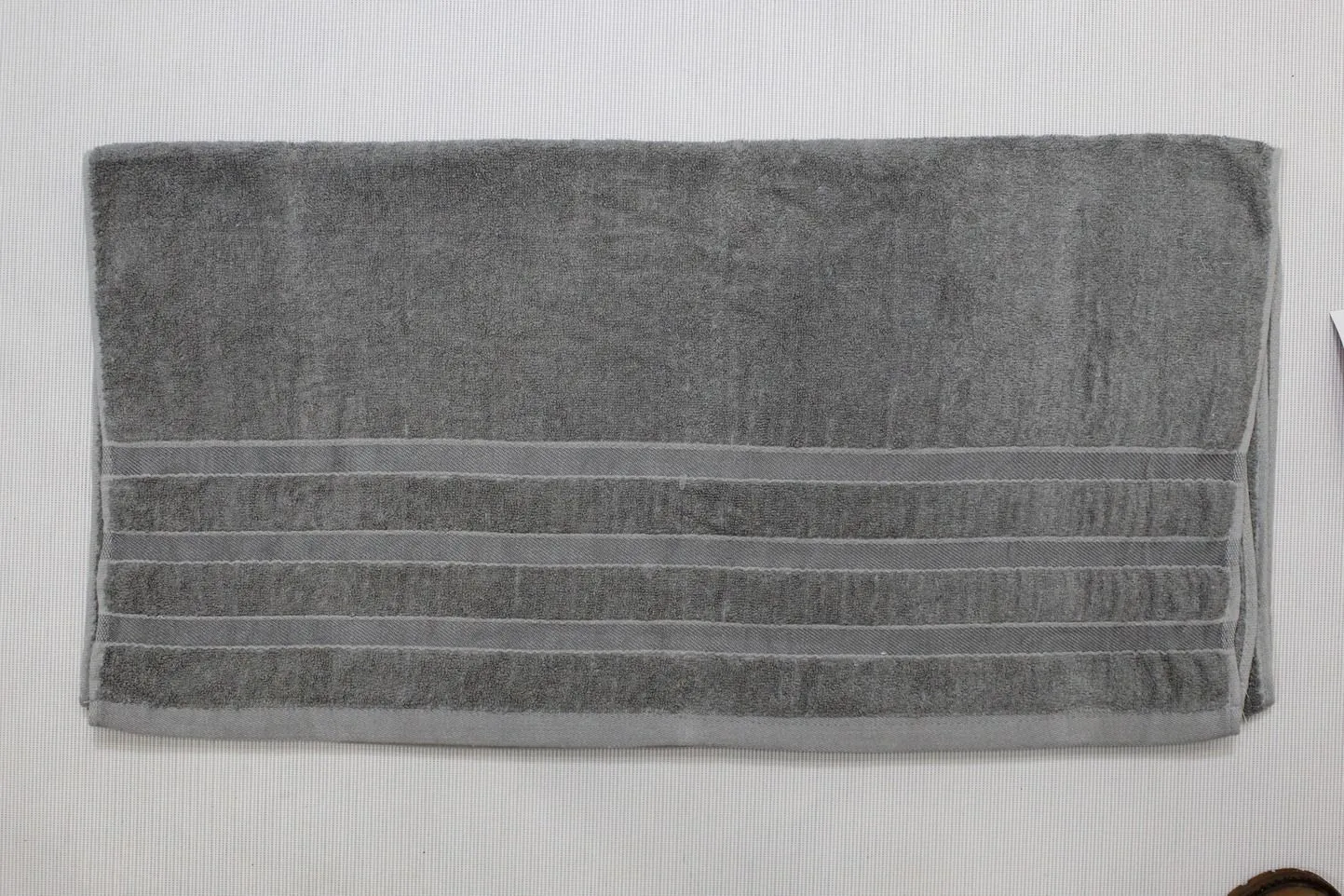 Полотенце махровое 70х140см вес 430гр 460гр/м2 60% хлопок, 40% бамбук