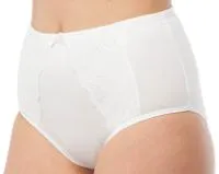 Трусы женские