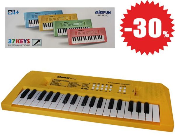Пианино 37 клавиш и микрофон Размер в упаковке: 41.1х4.3х15.2см